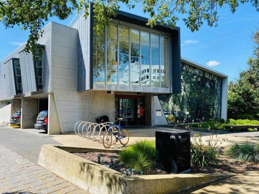 East Melbourne Unit With Courtyard Leilighet Eksteriør bilde
